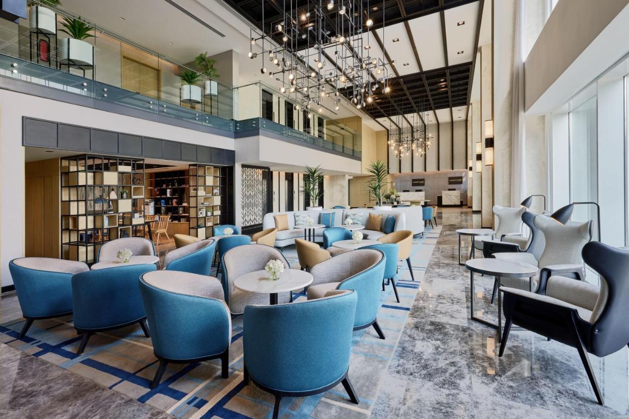 Courtyard By Marriott Jubail Hotel Exterior photo