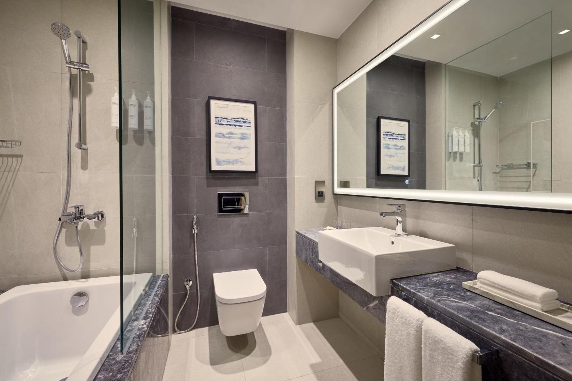 Courtyard By Marriott Jubail Hotel Exterior photo